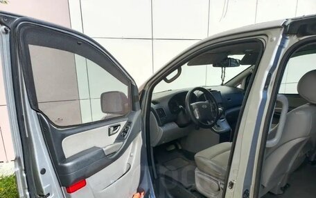 Hyundai Grand Starex Grand Starex I рестайлинг 2, 2011 год, 1 600 000 рублей, 11 фотография