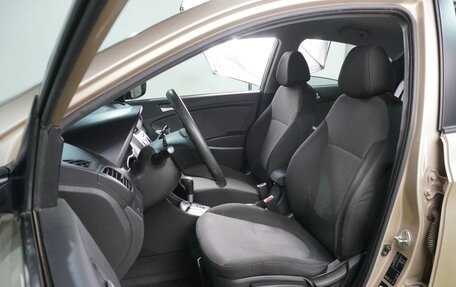 Hyundai Solaris II рестайлинг, 2013 год, 979 000 рублей, 10 фотография