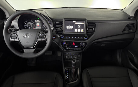 Hyundai Solaris II рестайлинг, 2020 год, 1 849 000 рублей, 11 фотография