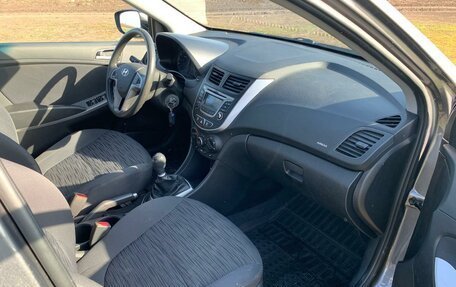 Hyundai Solaris II рестайлинг, 2015 год, 950 000 рублей, 8 фотография