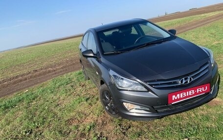 Hyundai Solaris II рестайлинг, 2015 год, 950 000 рублей, 6 фотография
