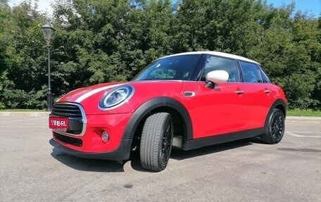 MINI Hatch, 2019 год, 1 900 000 рублей, 1 фотография