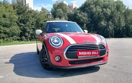 MINI Hatch, 2019 год, 1 900 000 рублей, 3 фотография