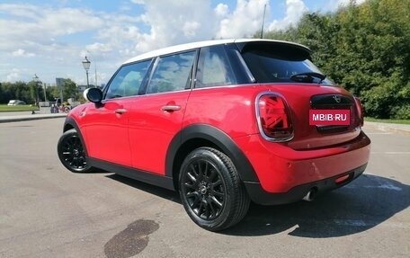 MINI Hatch, 2019 год, 1 900 000 рублей, 9 фотография