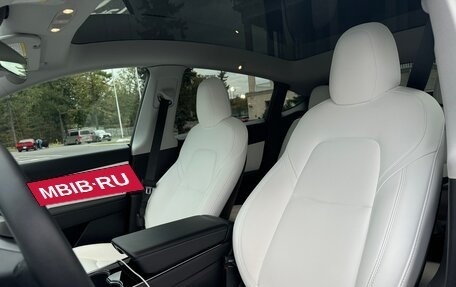 Tesla Model Y I, 2020 год, 3 900 000 рублей, 6 фотография