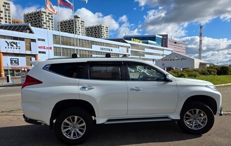 Mitsubishi Pajero Sport III рестайлинг, 2017 год, 2 850 000 рублей, 5 фотография