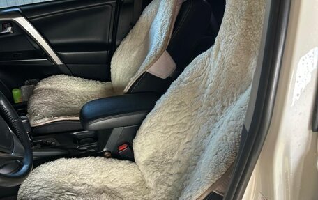 Toyota RAV4, 2017 год, 1 920 000 рублей, 6 фотография