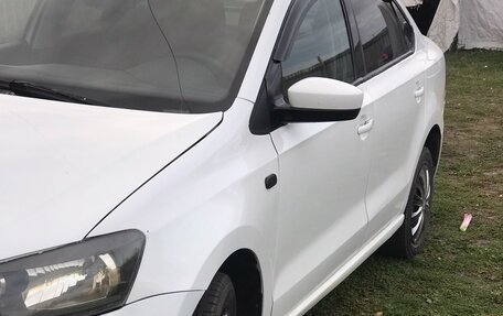 Volkswagen Polo VI (EU Market), 2014 год, 760 000 рублей, 3 фотография