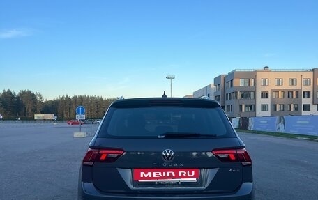 Volkswagen Tiguan II, 2021 год, 4 050 000 рублей, 5 фотография