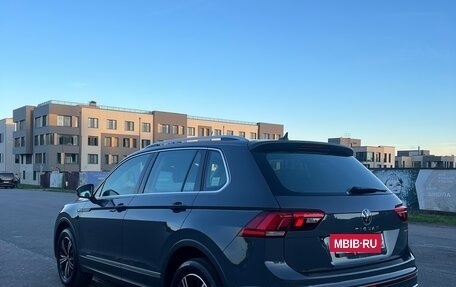 Volkswagen Tiguan II, 2021 год, 4 050 000 рублей, 4 фотография