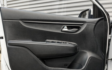 KIA Rio IV, 2021 год, 1 050 000 рублей, 18 фотография
