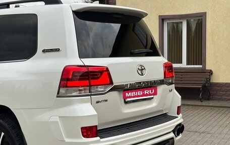 Toyota Land Cruiser 200, 2018 год, 6 990 000 рублей, 6 фотография
