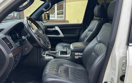 Toyota Land Cruiser 200, 2018 год, 6 990 000 рублей, 20 фотография