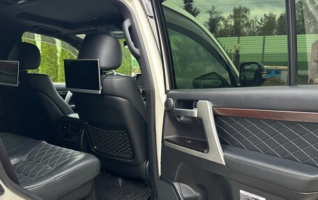 Toyota Land Cruiser 200, 2018 год, 6 990 000 рублей, 25 фотография