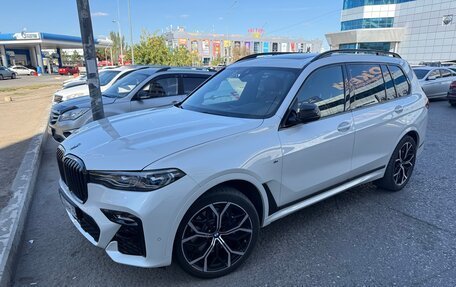 BMW X7, 2021 год, 7 200 000 рублей, 13 фотография