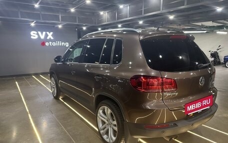 Volkswagen Tiguan I, 2016 год, 1 990 000 рублей, 6 фотография