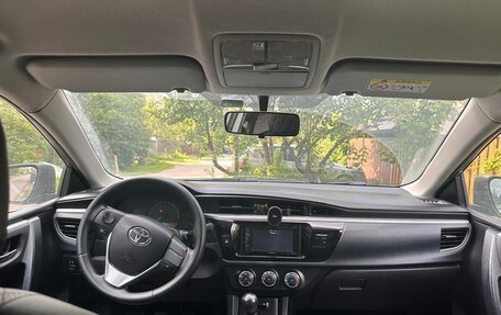 Toyota Corolla, 2013 год, 1 200 000 рублей, 5 фотография