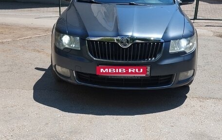 Skoda Superb III рестайлинг, 2009 год, 950 000 рублей, 4 фотография