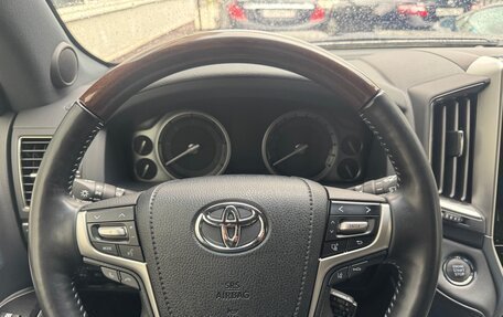 Toyota Land Cruiser 200, 2020 год, 10 300 000 рублей, 3 фотография