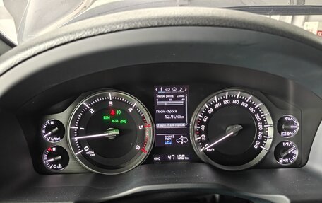 Toyota Land Cruiser 200, 2020 год, 10 300 000 рублей, 9 фотография