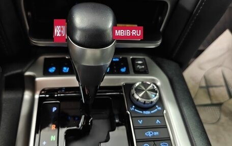 Toyota Land Cruiser 200, 2020 год, 10 300 000 рублей, 6 фотография