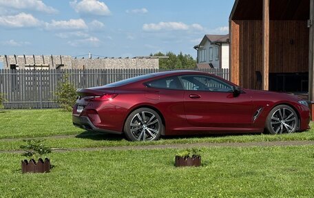 BMW 8 серия, 2022 год, 9 350 000 рублей, 2 фотография