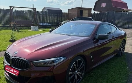 BMW 8 серия, 2022 год, 9 350 000 рублей, 18 фотография