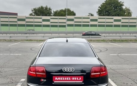 Audi A8, 2005 год, 1 500 000 рублей, 10 фотография