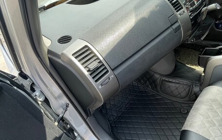 Toyota Prius, 2008 год, 790 000 рублей, 16 фотография