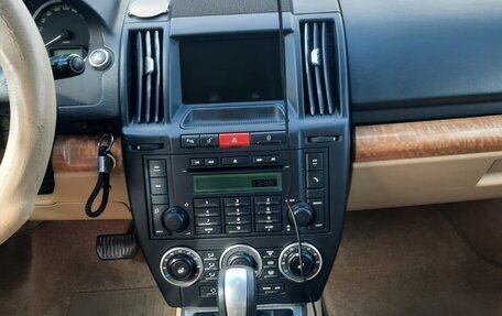 Land Rover Freelander II рестайлинг 2, 2008 год, 900 000 рублей, 6 фотография