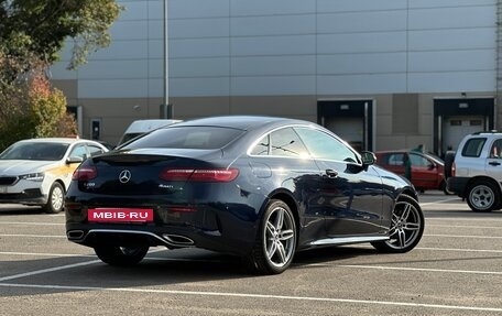 Mercedes-Benz E-Класс, 2019 год, 4 000 000 рублей, 3 фотография