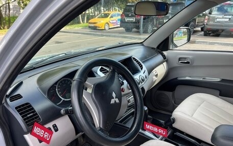 Mitsubishi L200 IV рестайлинг, 2012 год, 1 200 000 рублей, 8 фотография