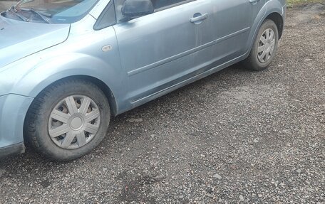 Ford Focus II рестайлинг, 2005 год, 390 000 рублей, 2 фотография
