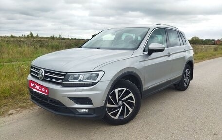 Volkswagen Tiguan II, 2018 год, 1 850 000 рублей, 1 фотография