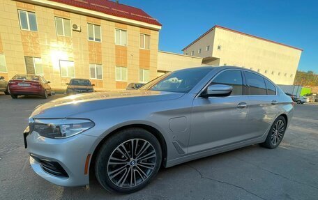 BMW 5 серия, 2018 год, 2 700 000 рублей, 2 фотография