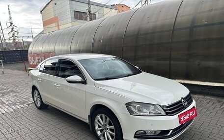 Volkswagen Passat B7, 2013 год, 1 480 000 рублей, 2 фотография