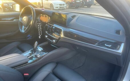 BMW 5 серия, 2018 год, 2 700 000 рублей, 6 фотография