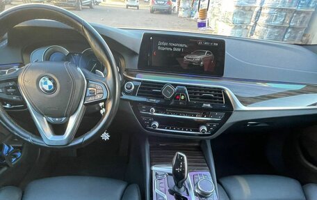BMW 5 серия, 2018 год, 2 700 000 рублей, 7 фотография