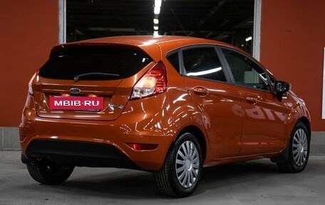 Ford Fiesta, 2015 год, 849 000 рублей, 5 фотография