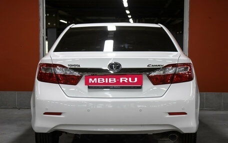 Toyota Camry, 2013 год, 1 398 000 рублей, 6 фотография