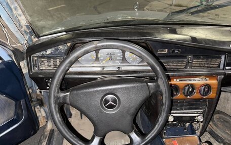 Mercedes-Benz 190 (W201), 1984 год, 150 000 рублей, 7 фотография