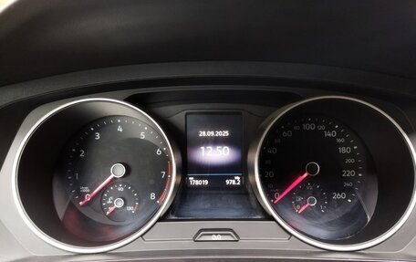 Volkswagen Tiguan II, 2018 год, 1 850 000 рублей, 10 фотография