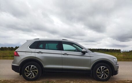 Volkswagen Tiguan II, 2018 год, 1 850 000 рублей, 7 фотография