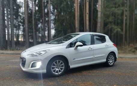 Peugeot 308 II, 2011 год, 600 000 рублей, 2 фотография