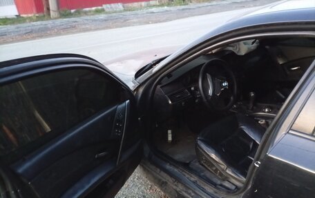 BMW 5 серия, 2005 год, 900 000 рублей, 2 фотография