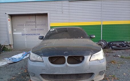 BMW 5 серия, 2005 год, 900 000 рублей, 10 фотография