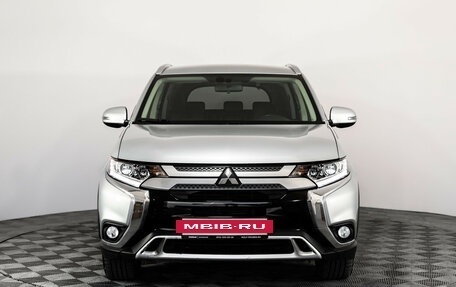Mitsubishi Outlander III рестайлинг 3, 2020 год, 2 199 000 рублей, 2 фотография