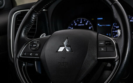 Mitsubishi Outlander III рестайлинг 3, 2020 год, 2 199 000 рублей, 12 фотография