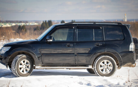 Mitsubishi Pajero IV, 2014 год, 1 900 000 рублей, 3 фотография