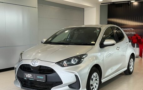 Toyota Yaris, 2020 год, 1 345 000 рублей, 1 фотография
